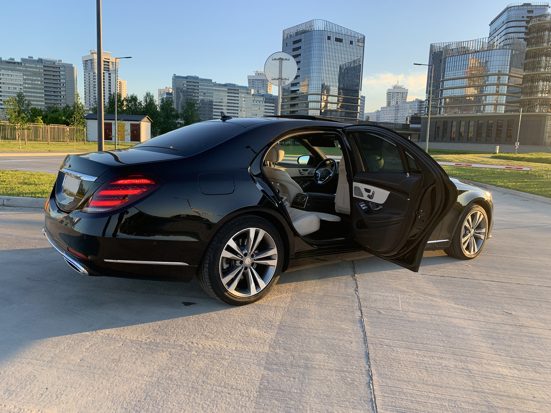 Mercedes S-class W222 Рестайлинг, салон